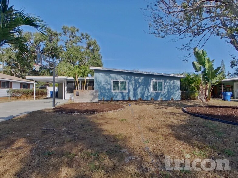 Building Photo - 7217 11th Ave N