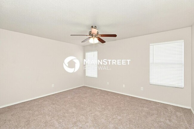 Building Photo - 3 Bedroom Pet-Friendly Home in Fort Worth, TX with Main Street Renewal