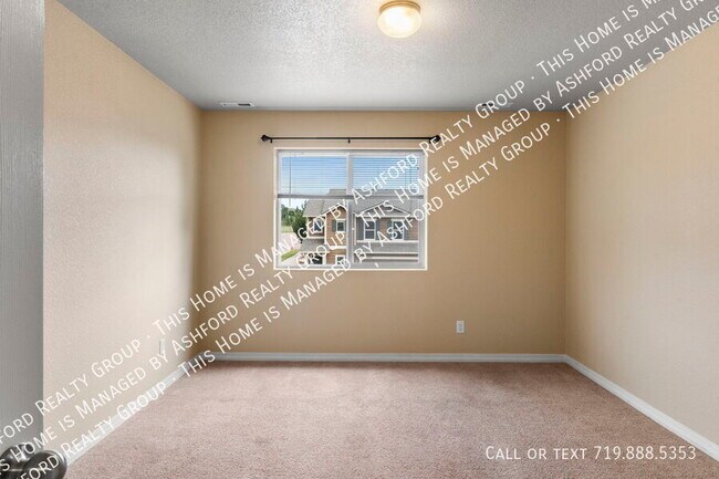 Building Photo - 3866 Papuan Dr