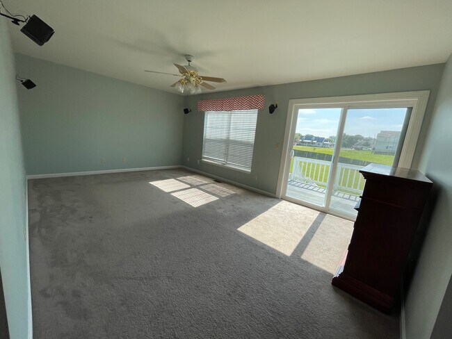 Building Photo - 21707 Harrison St