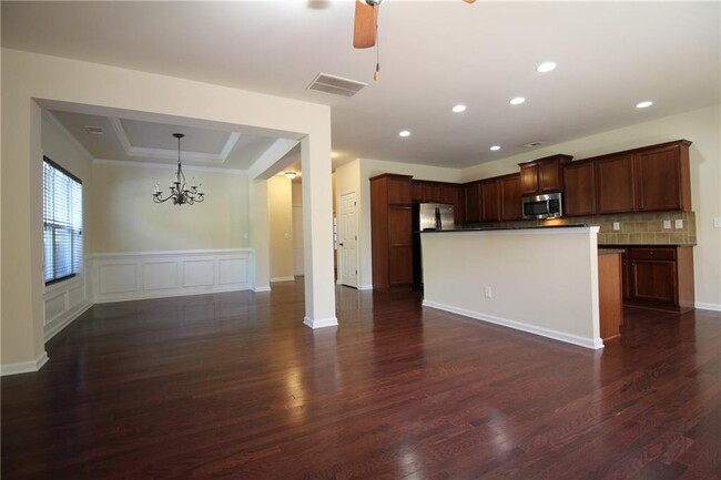 Building Photo - 13294 Kemper Rd