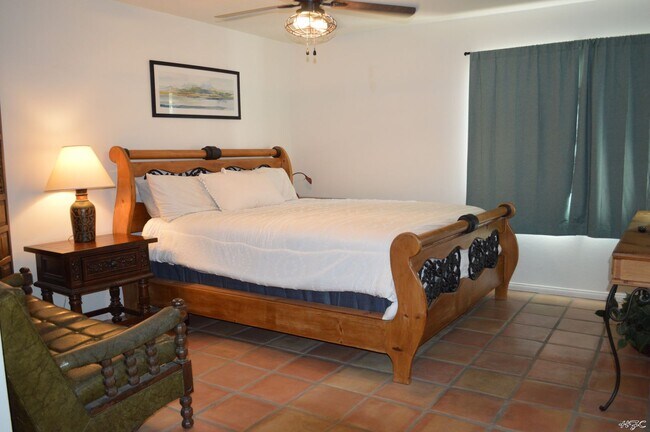Building Photo - Casa Sonora, Furnished, Seasonal terms