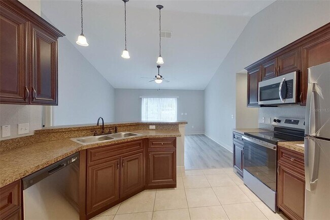 Building Photo - 1749 SW 168th Loop