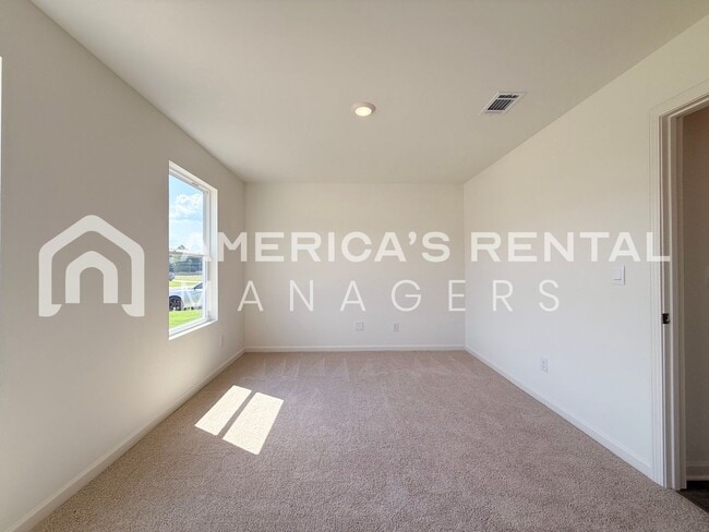 Building Photo - Home in Tuscaloosa -  View with 48 Hours Notice!