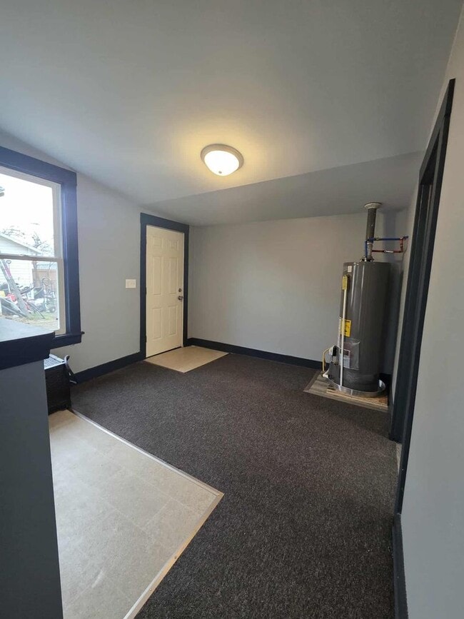 Building Photo - Newly Remodeled Home for Rent!