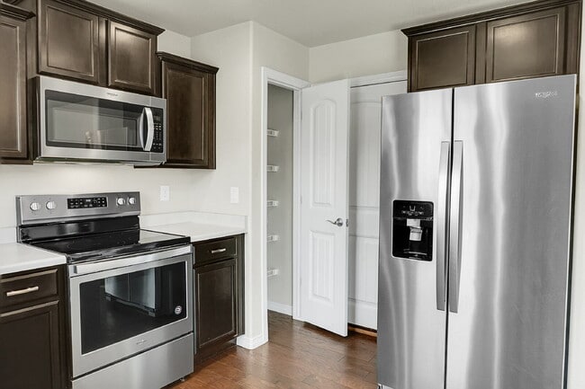 Building Photo - $2,195.95 - 3 Bed, 2.5 Bath Home in Colorado Springs with Fenced Yard and In-Unit Laundry!