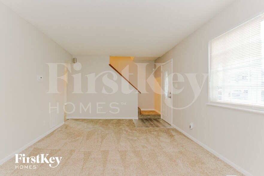 Building Photo - 5357 Traditions Dr