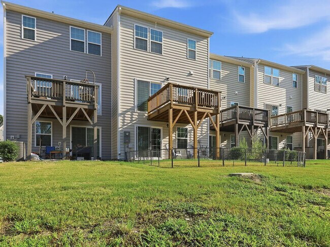 Building Photo - Lease OR Lease to Own