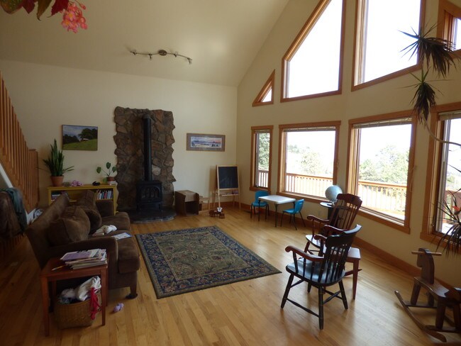 Living room - 53 Paradise Rd