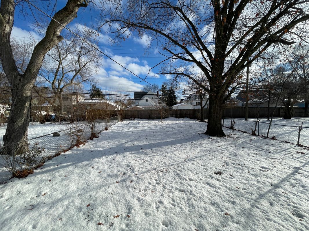 Building Photo - 4531 Woodward St