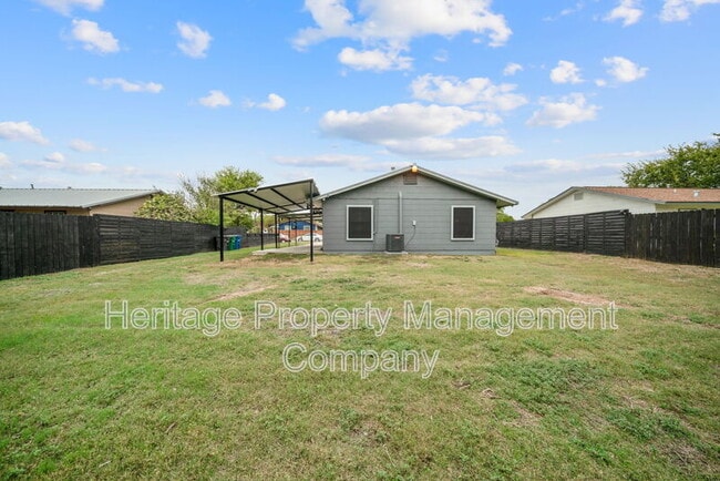 Building Photo - 6022 Castle Vw Dr