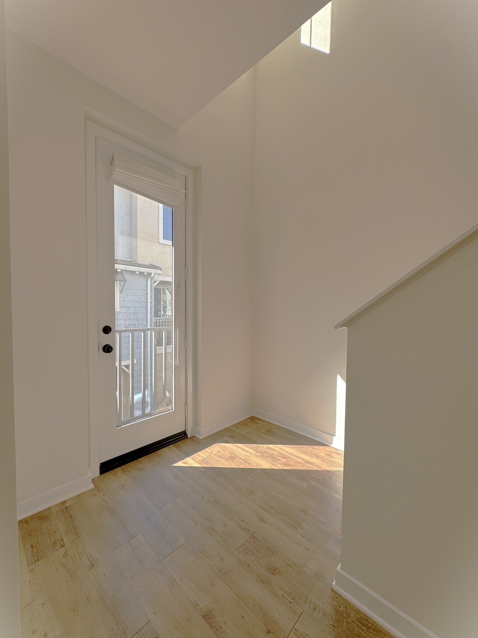 Balcony 2 access - 2729 Sunrise Way