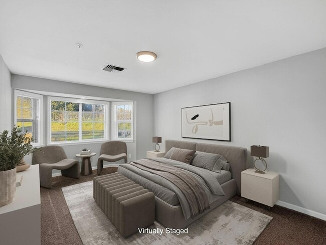 Building Photo - 2800 Roop Rd