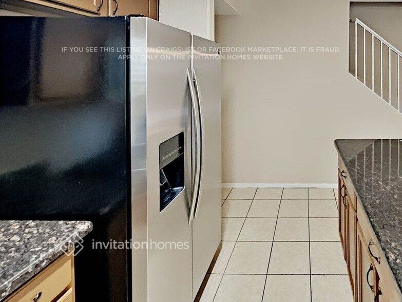 Building Photo - 6062 S Bell Pl