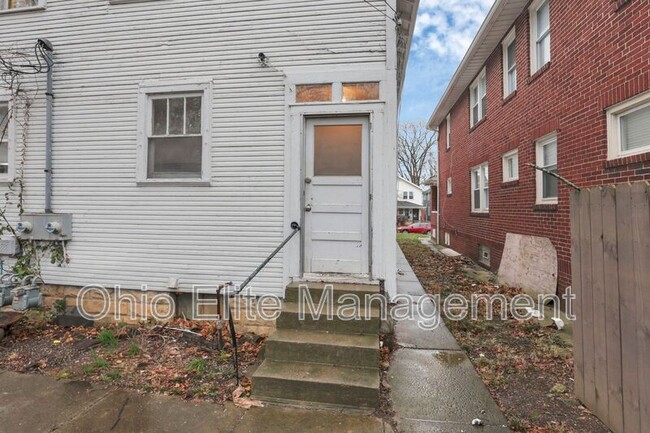 Building Photo - 1163 Linwood Ave