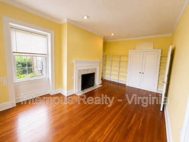 Building Photo - 7296 Fenton Farm Ln