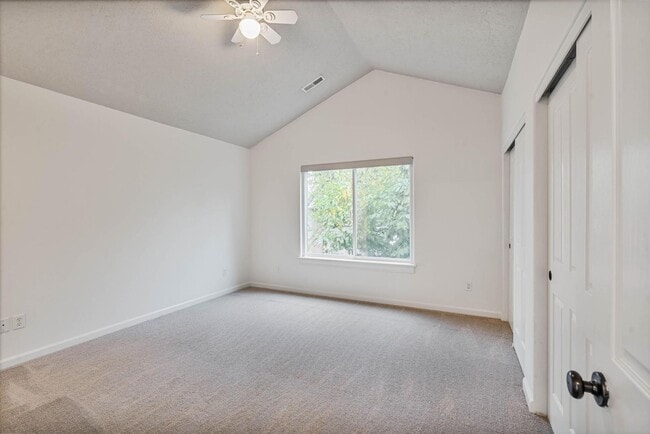 Building Photo - 10106 N Calhoun Ave