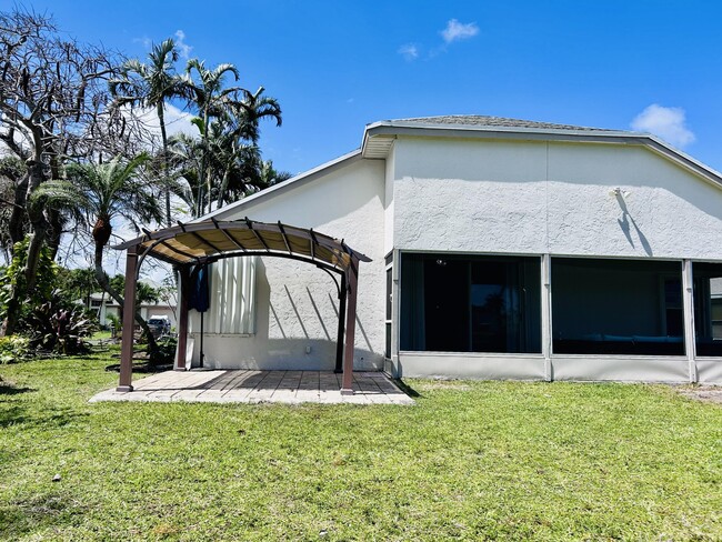 Building Photo - 53 Heather Cove Dr