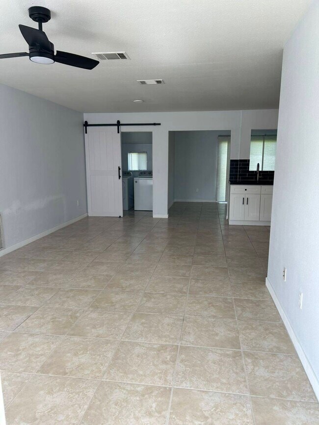Building Photo - 7554 Kavanda St
