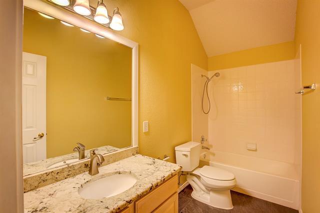 Building Photo - 5713 Meadows Way