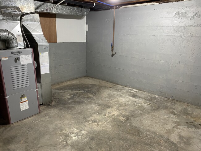 Storage room in basement - 3215 S Proctor