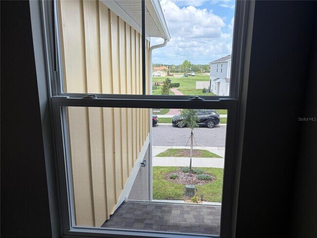 Building Photo - 3840 King Hill Dr