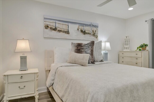 Building Photo - 10 Gulf Blvd