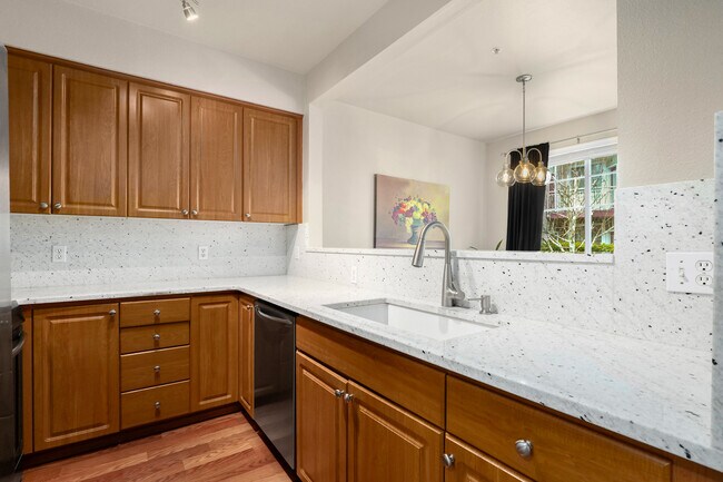 Building Photo - 13000 Admiralty Way