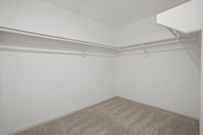 Building Photo - 66 T Huxley Ln