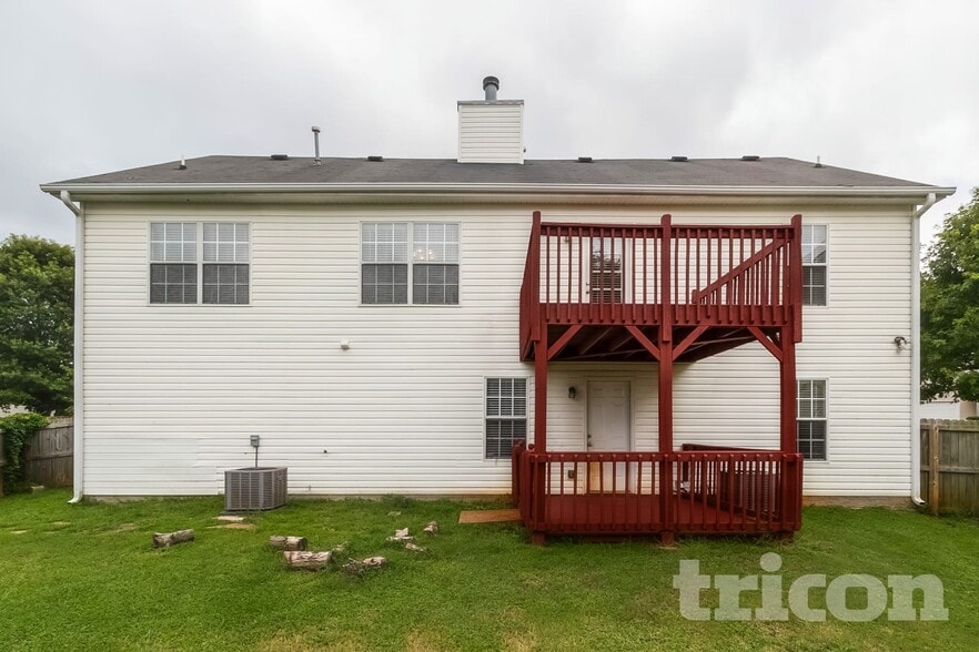 Building Photo - 1131 St Phillips Ct