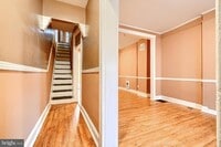 Building Photo - 2715 E Monument St