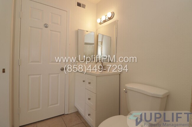 Building Photo - 4 Bedroom 2 Bath Home in the Heart of Mira Mesa. MOVE IN SPECIAL $300 OFF FIRST MONTH'S RENT