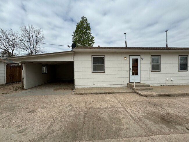 Primary Photo - 1 Bed/ 1 bath