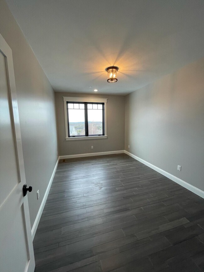 Building Photo - 30 Quimby Mountain Rd