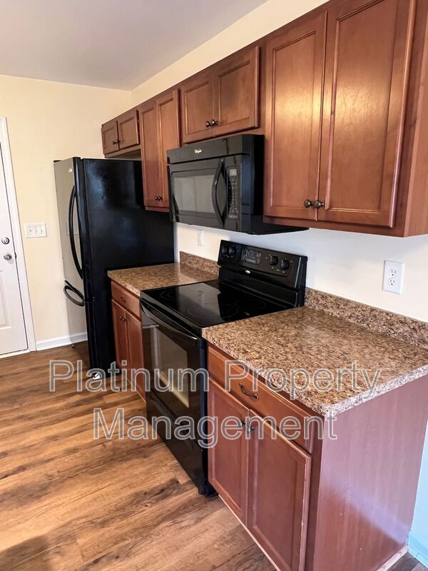 Building Photo - 279 Wahsega Way