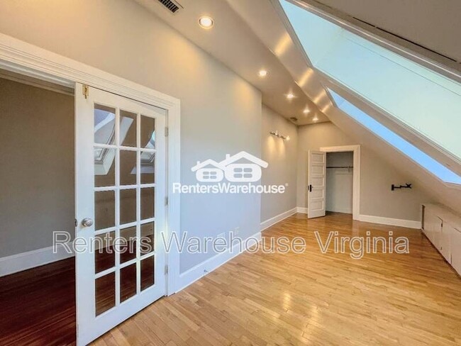 Building Photo - 1111 Colley Ave