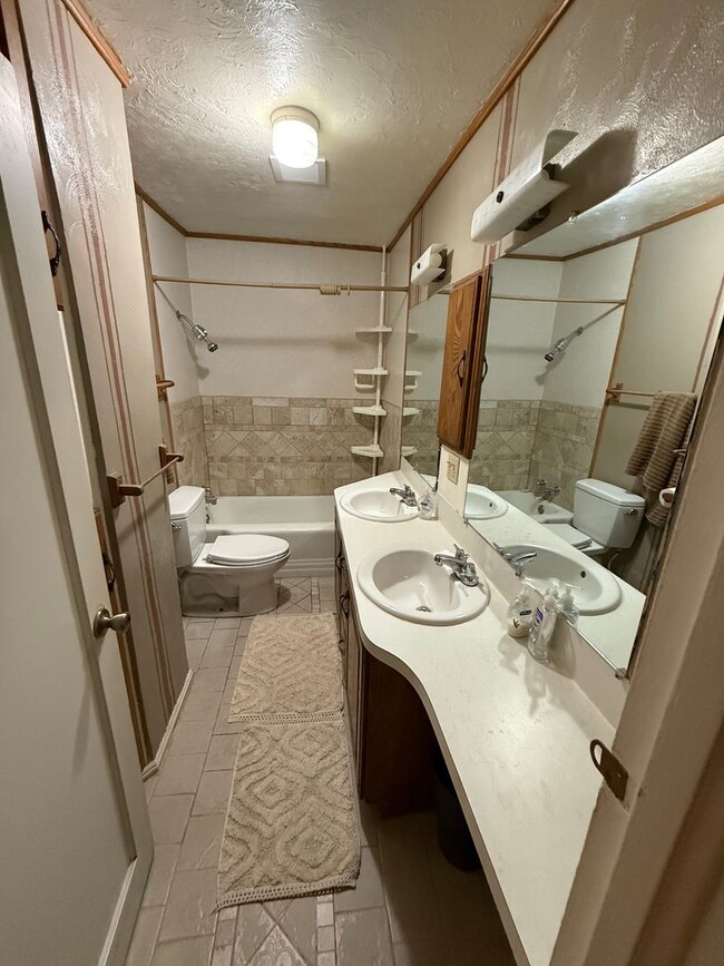 Building Photo - Wonderful Home in Spanish Fork, UT