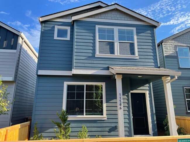 Primary Photo - BEAUTIFUL 3 Bed 2.5 Bath Home in Vancouver...