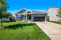 Building Photo - Walk-Out Ranch