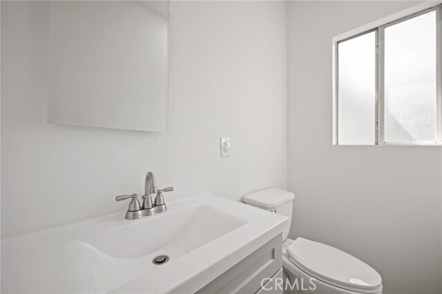 Building Photo - 7445 Balcom Ave