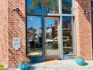 Building Photo - 300 -2A-32A Mason Ave