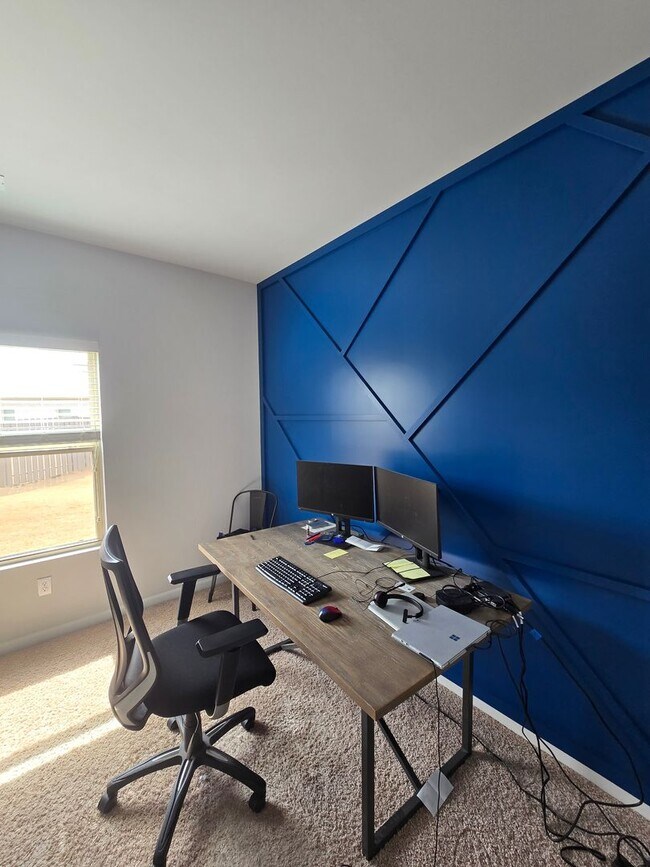 Building Photo - Welcome Home!