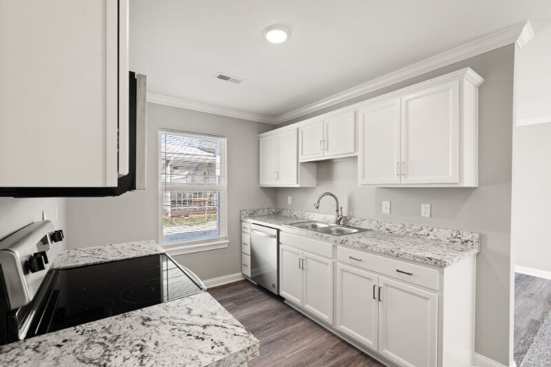 Building Photo - 118 Clark Rd