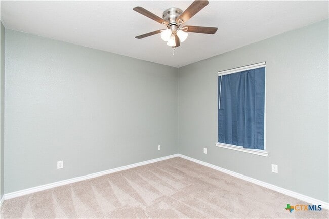 Building Photo - 2001 Matt Dr