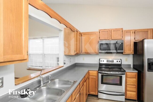 Building Photo - 540 Buffalo Run Dr