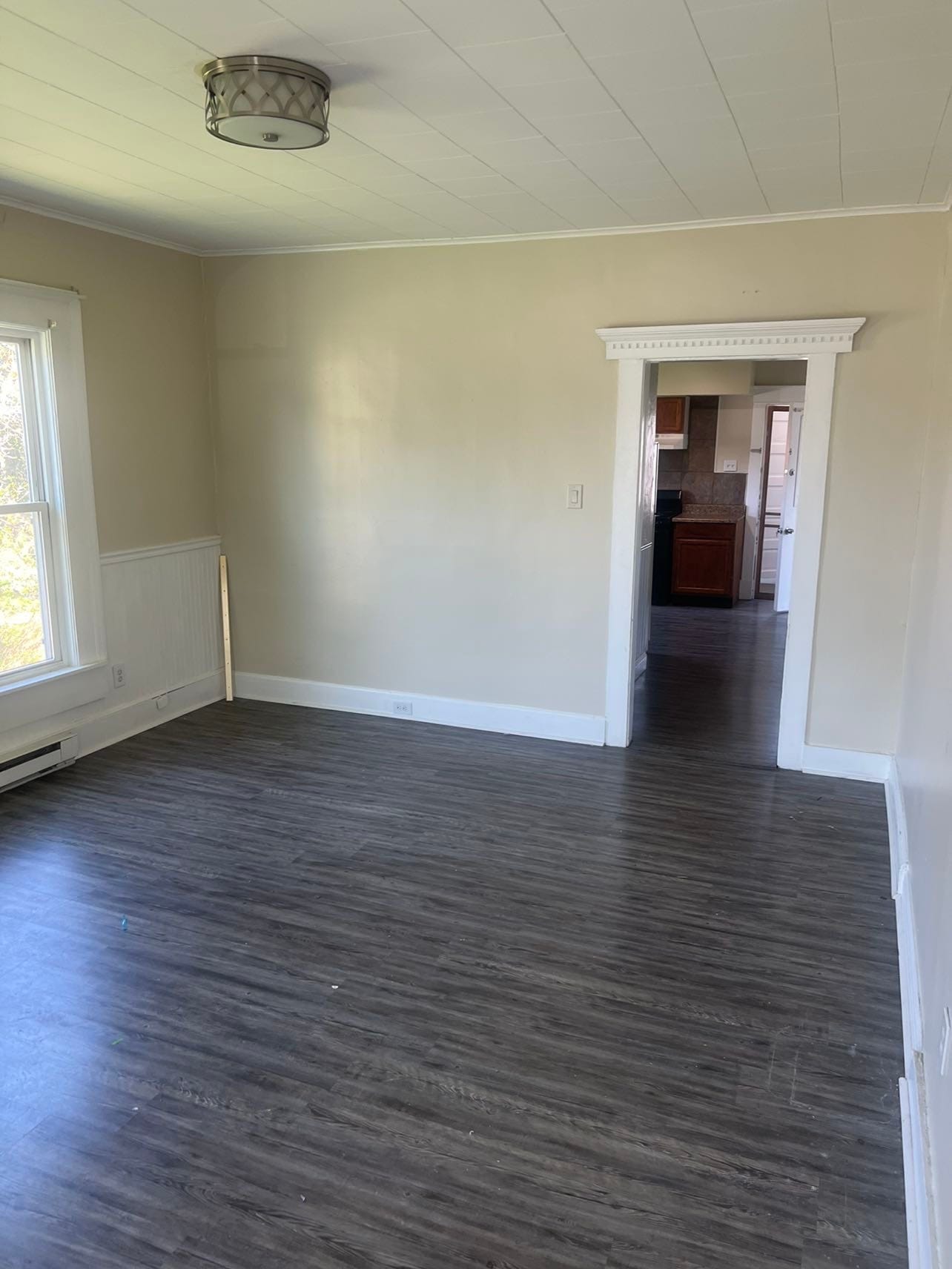 Living area - 163 Bridge Ave