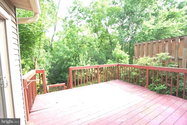 Building Photo - 1379 Gwynedale Way