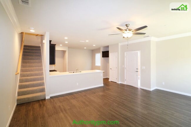 Building Photo - 844 Mission De Oro Dr
