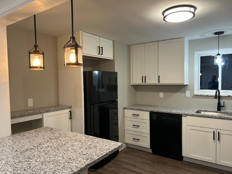 Building Photo - 214 Barbara Dr