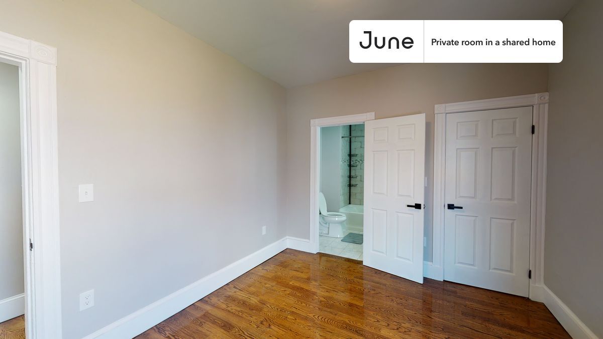 Building Photo - Room in Shared 4 bed/2 bath home